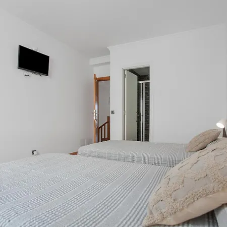 Ian's Dreams 3* קורלחו