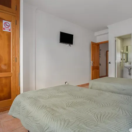 Ian's Dreams 3* קורלחו